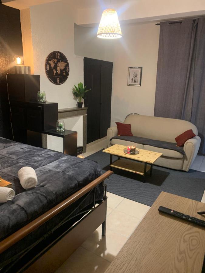 Tres Belle Suite Dans Le Centre Historique Ideale Pour 2 Personnes Orange  Luaran gambar